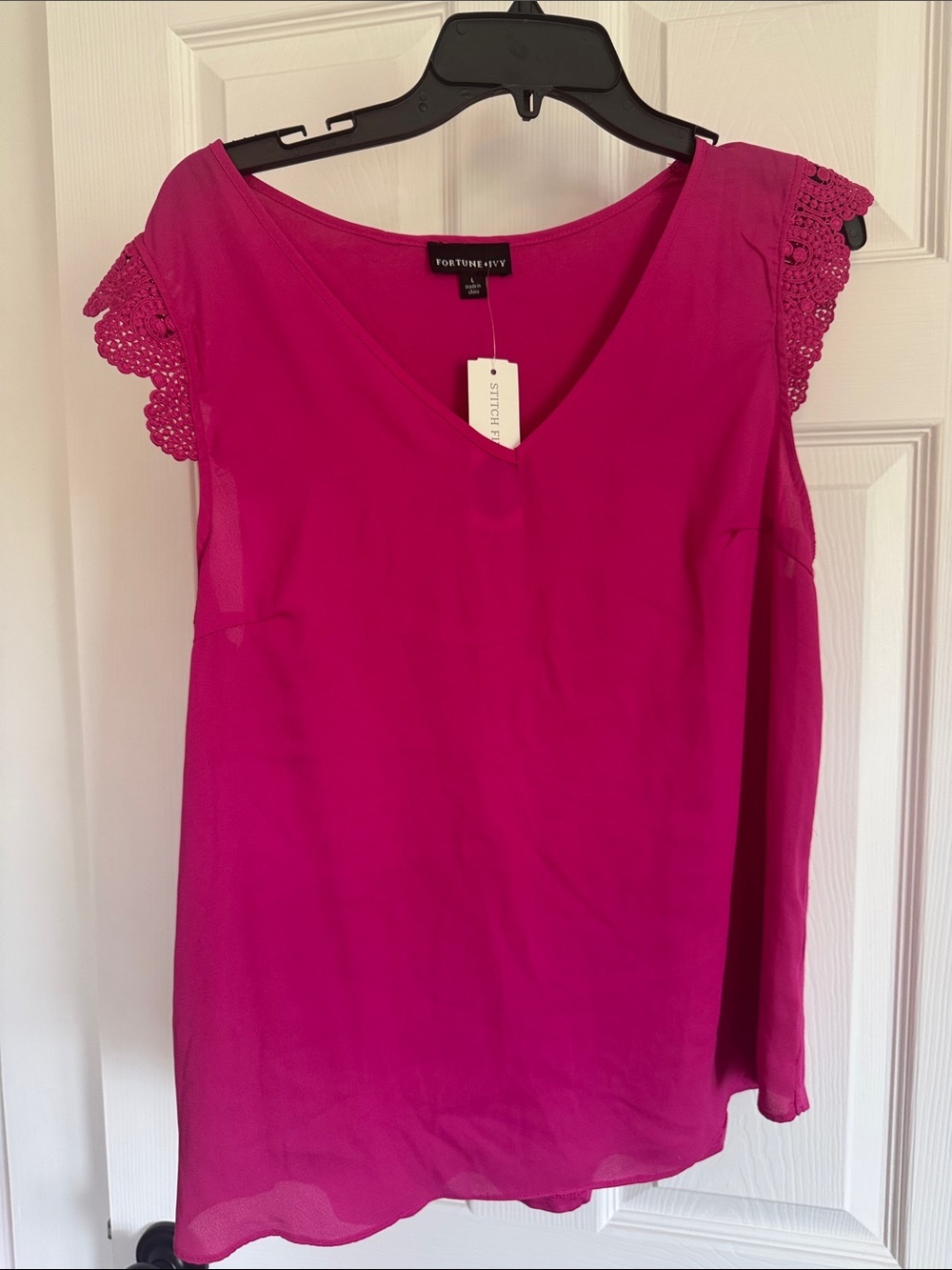 Fortune+Ivy for Stitchfix Fuchsia V-Neck Crochet Sleeve Blouse